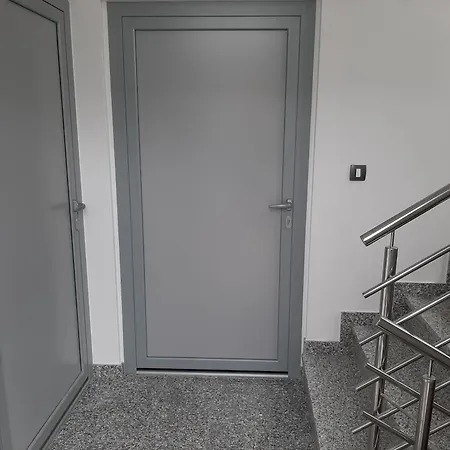 Apartma Dana