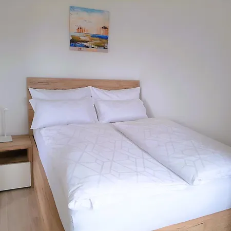 Apartma Dana Apartamento *